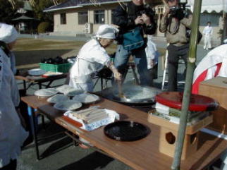 �u�����Ձv�@�劘�Ŕ�������������������Ă��܂����B